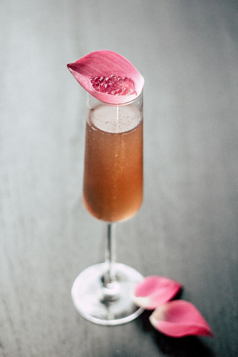 Receita romântica de coquetel Prosecco para o Dia dos Namorados